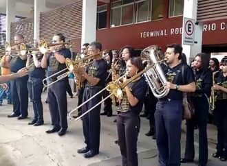 Prefeitura dá aula gratuita de violão, flauta e violino para moradores de Santa Luzia