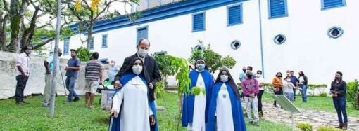 Mosteiro de Macaúbas retoma celebrações e fortalece campanha de doação