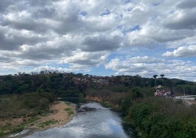 Greve impede licenciamento de dragagem no tão sofrido Rio das Velhas