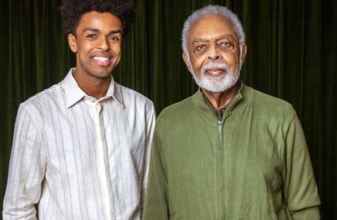 Artista luziense é escolhido para interpretar Gilberto Gil em musical